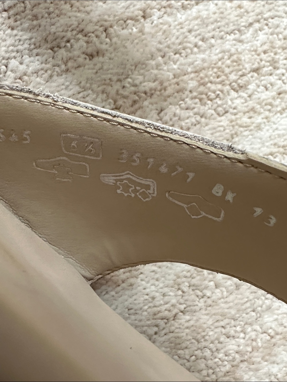 GABOR Freya Wedge Platform Sandal Beige with Black Patent Size UK 6.5 | US 9 - Picture 14 of 17